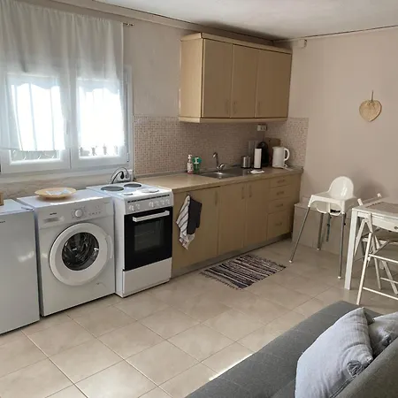 Chrysa House Holiday home *