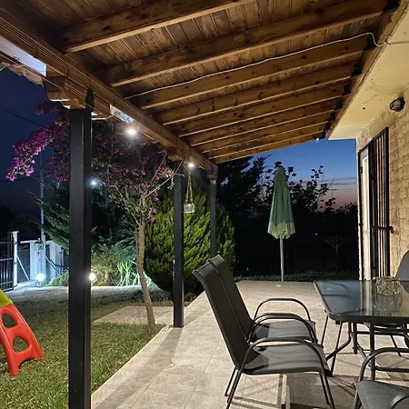 Holiday home Chrysa House *